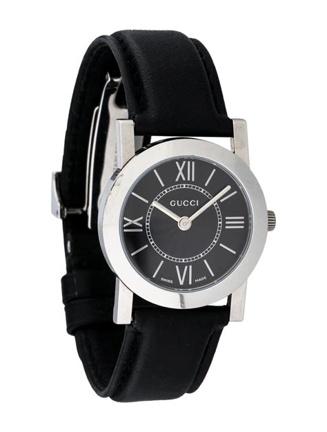 gucci ladys watch 5200 l1|Gucci 5200 L.1 Quartz Watch .